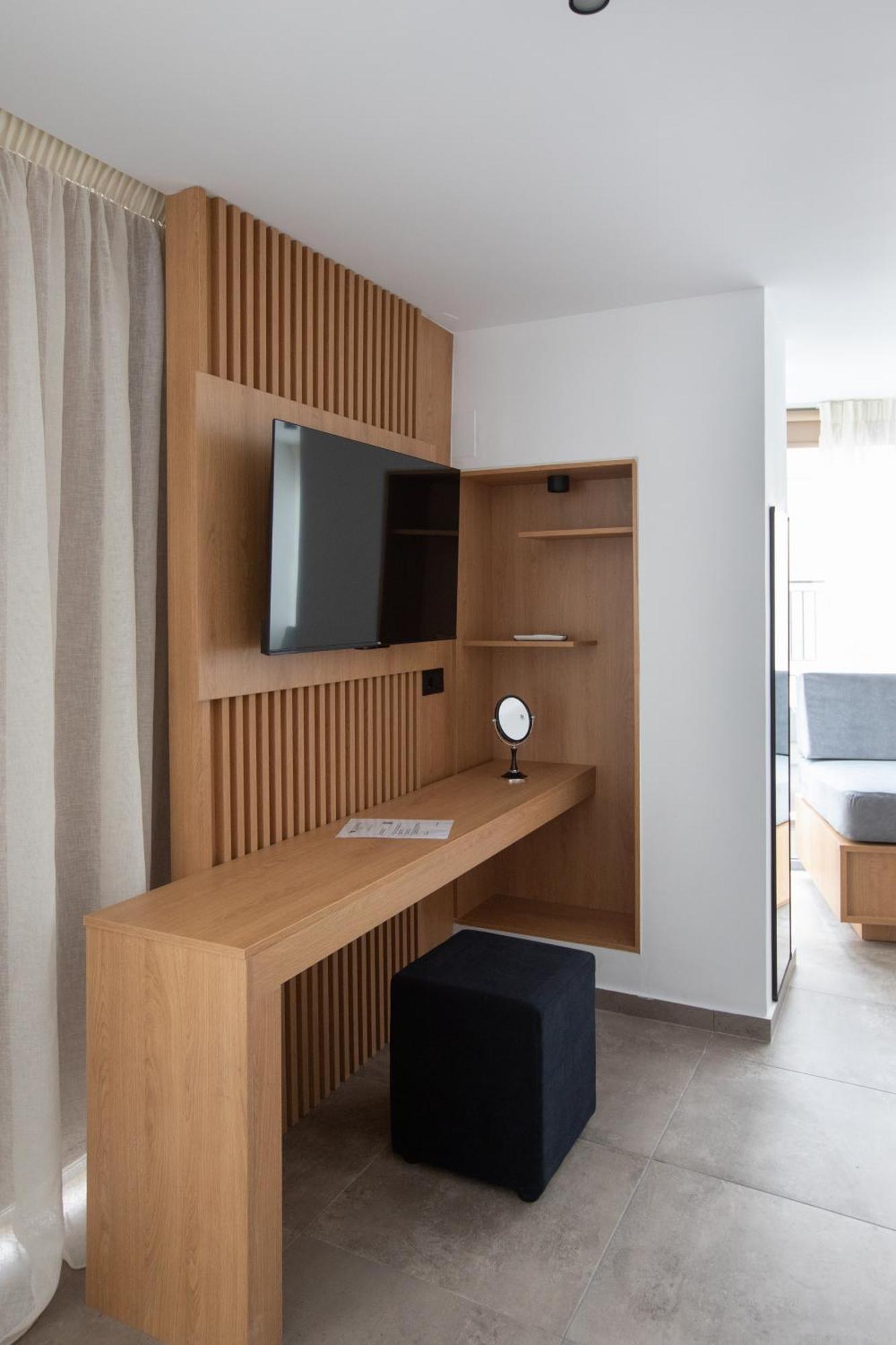 Griffin Suites Heraklion  Exterior photo