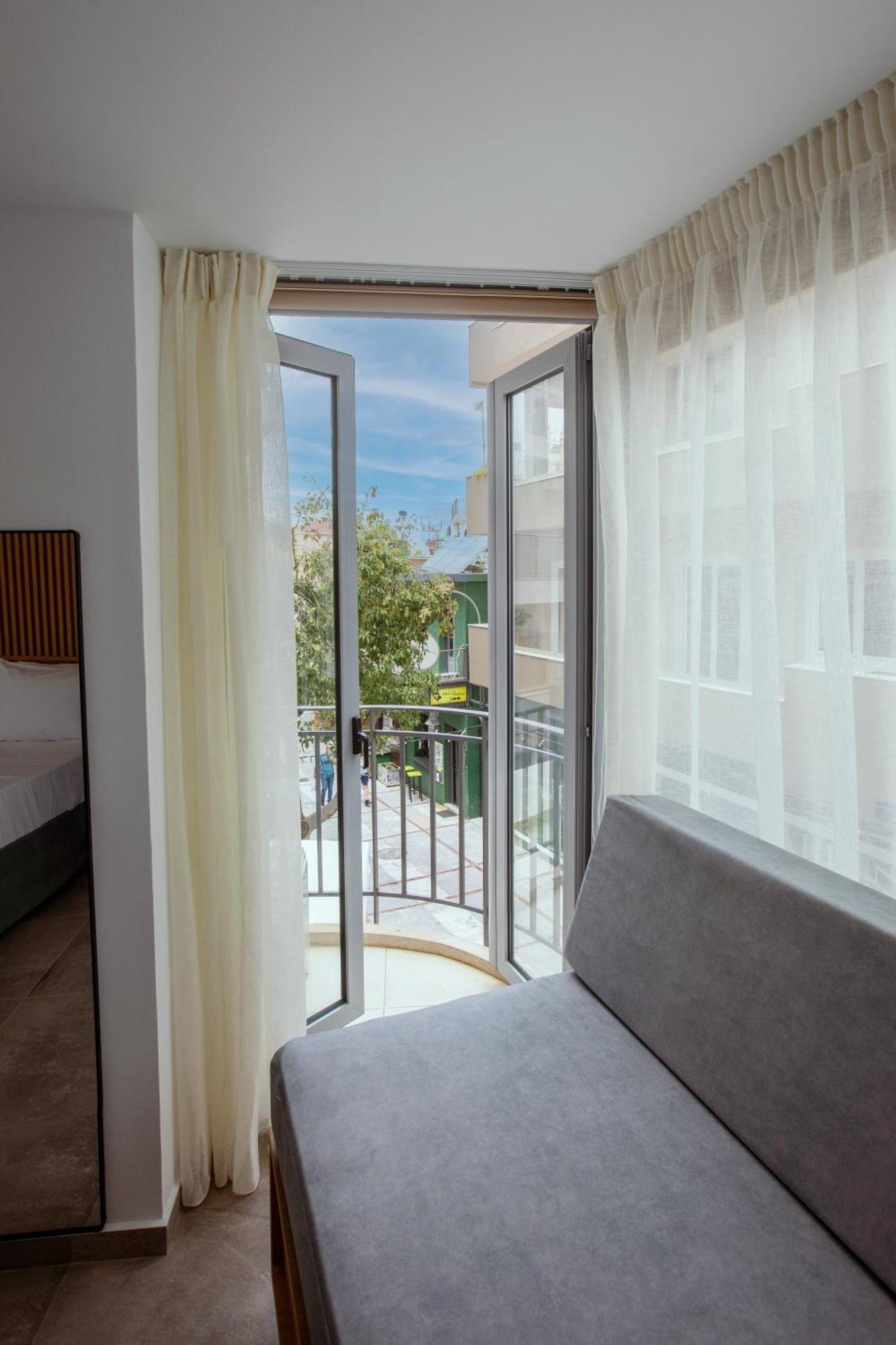 Griffin Suites Heraklion  Exterior photo